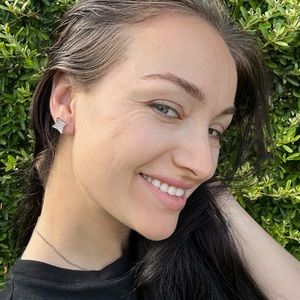 14KT WHITE GOLD DIAMOND EARRINGS